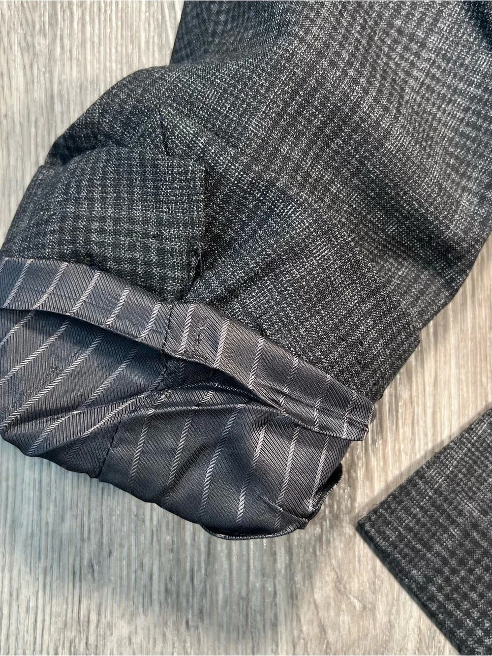 Tom Ford Grey Plaid Wool Blazer 40R Mens Suit Jacket Windsor Peak Lapel Italy